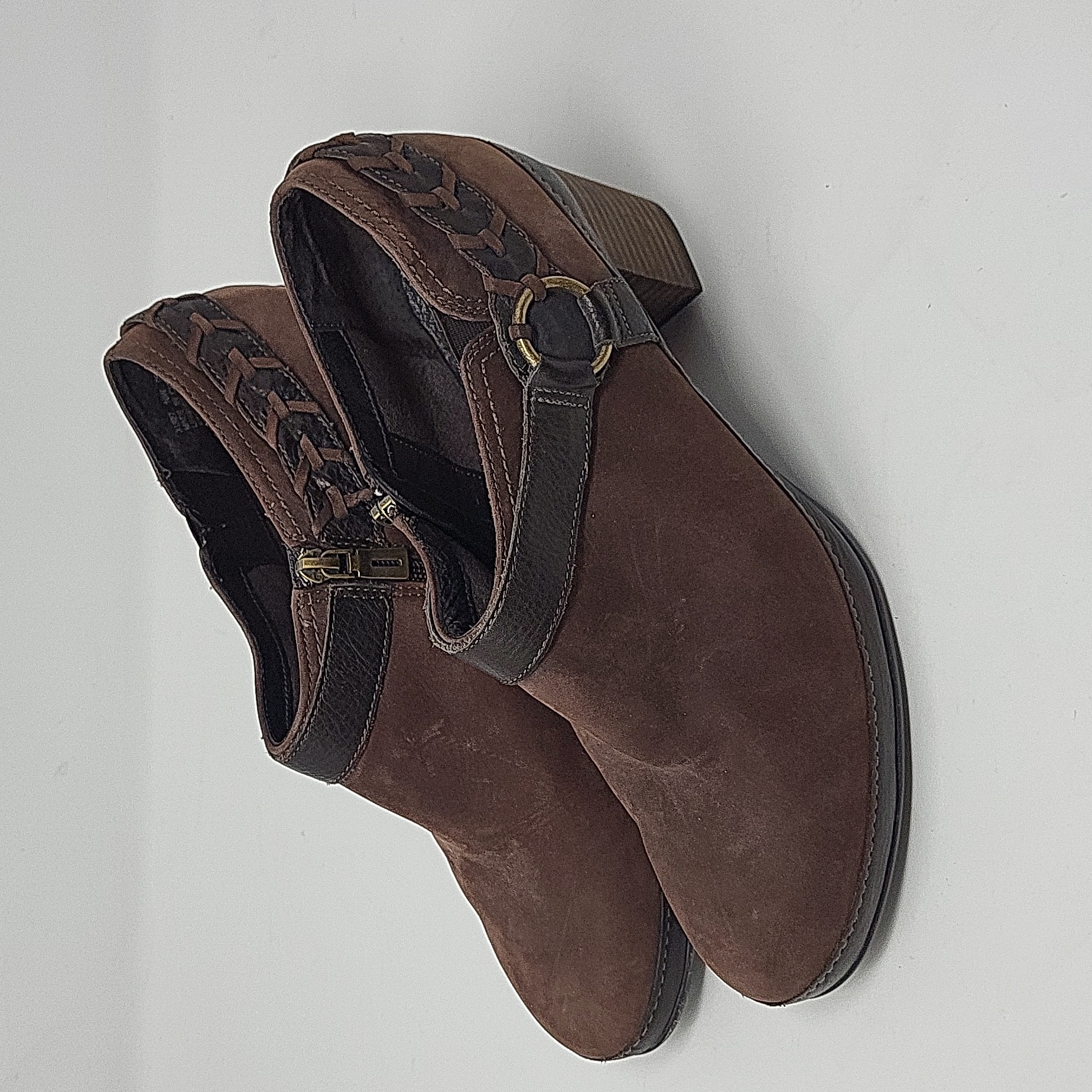 Clarks Artisan Womens Ankle Boots Harness Western Brown Oiled Leather 10w